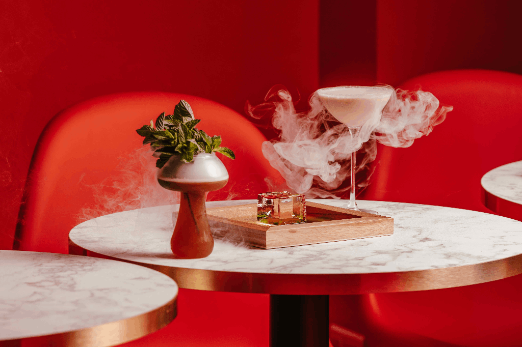 Unplug Bar - Cocktails & Tapas