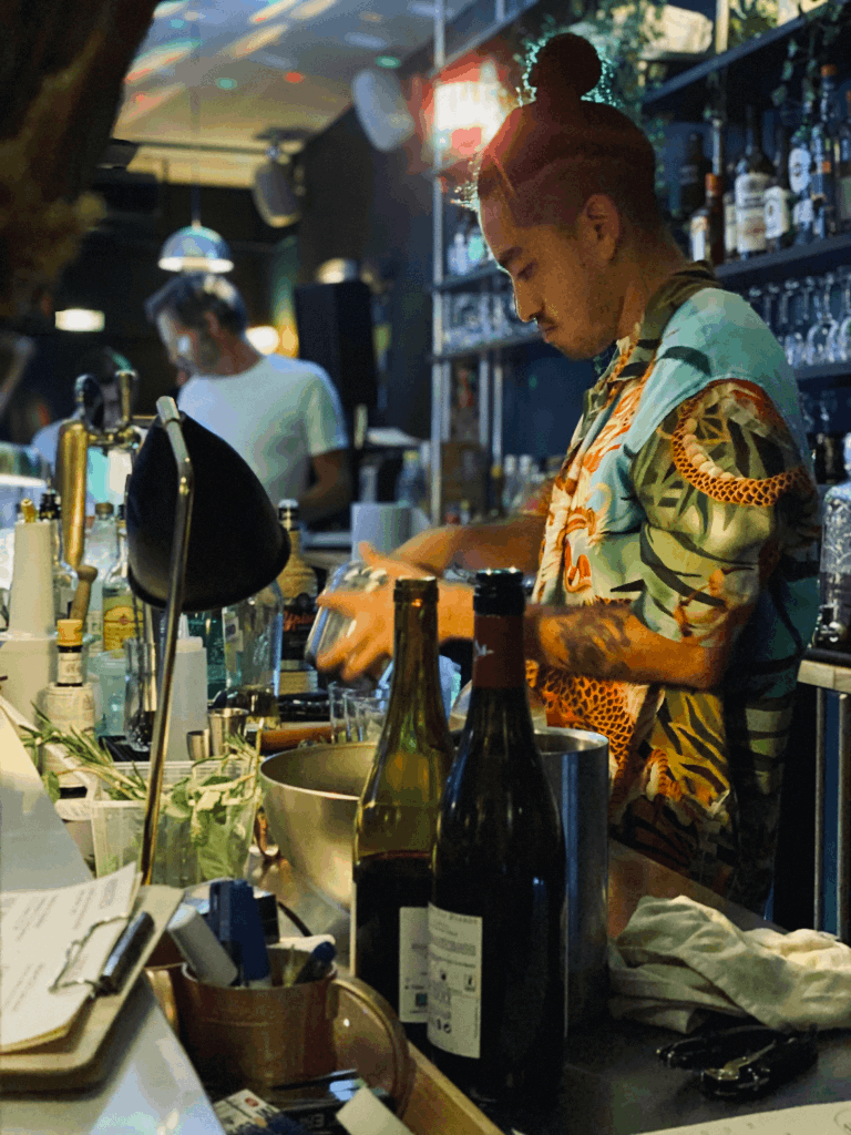 Le Bistrot des Cinéastes / Tapas-Cocktails aux Batignolles