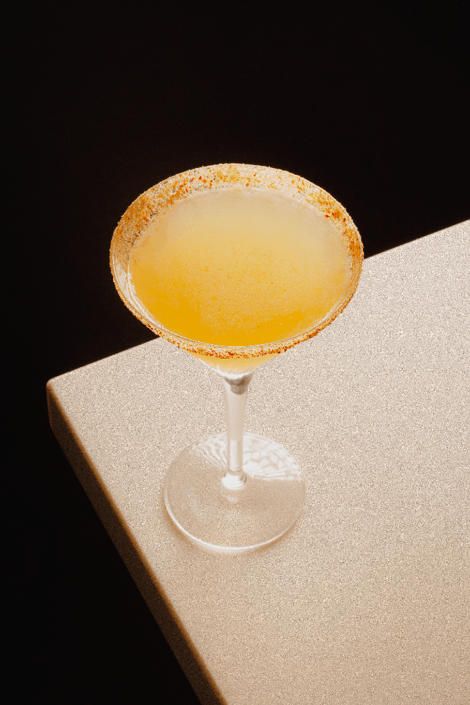 Minuit Express - Cocktail & Spirits Bar