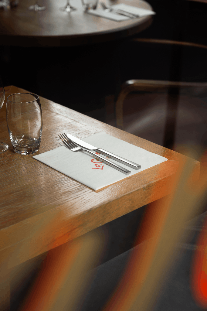 LES COMÉDIENS - Bistro des théâtres