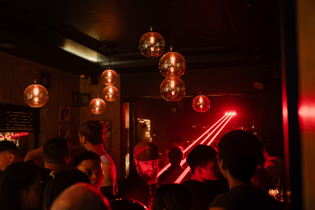 Luu Bar
