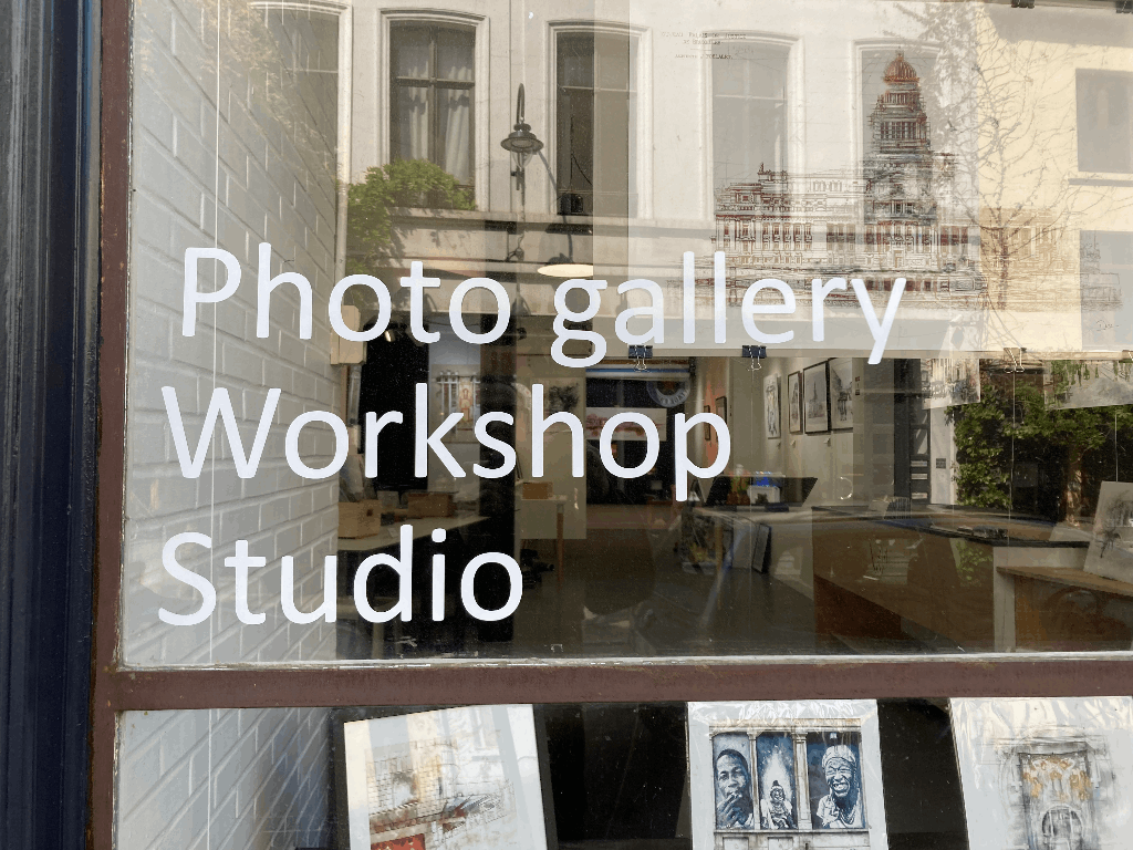 W44 Photo gallery