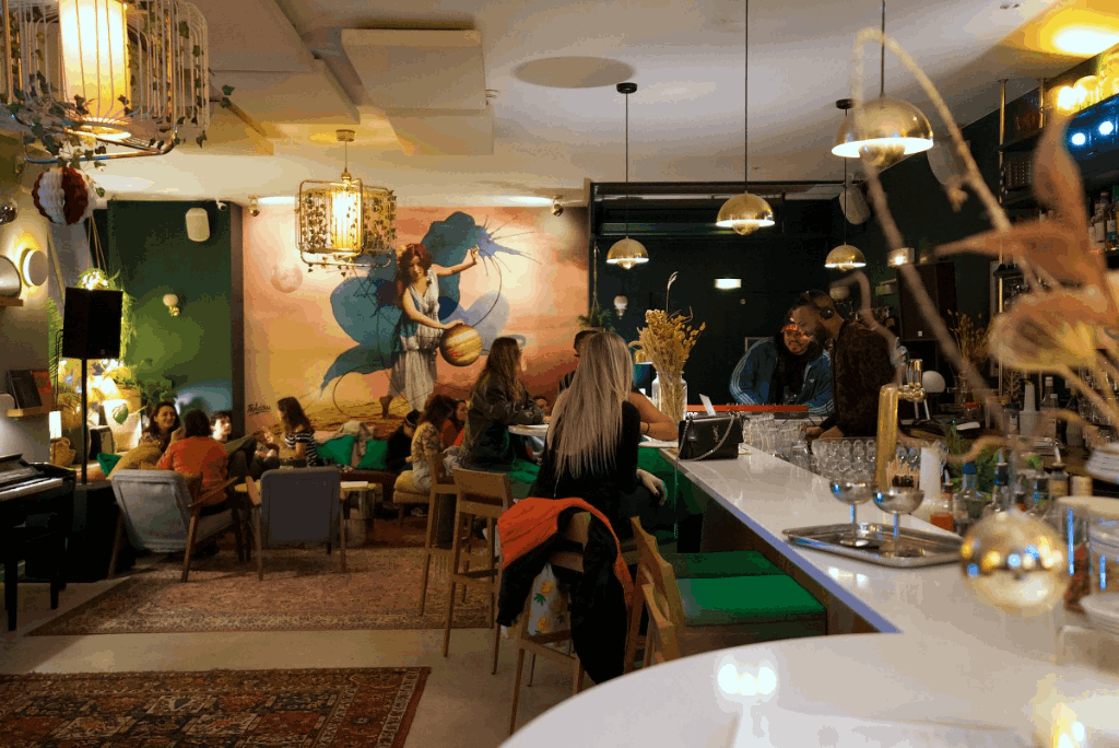 Le Bistrot des Cinéastes / Tapas-Cocktails aux Batignolles