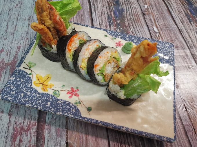 Wrap n roll sushi