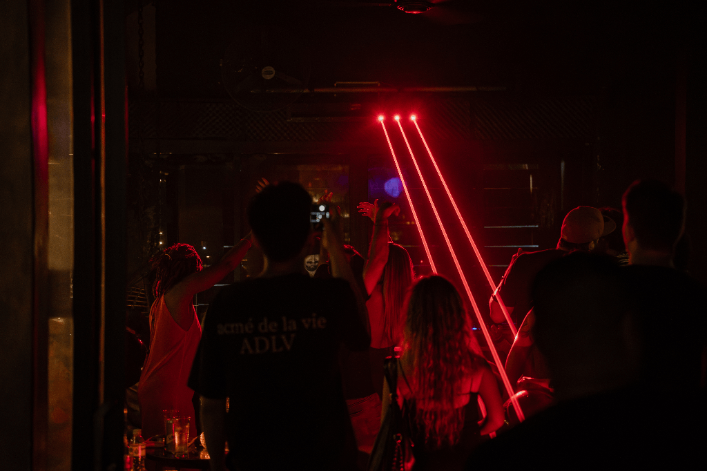 Luu Bar