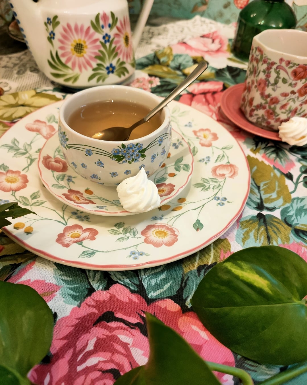 ART TEA SHOP
