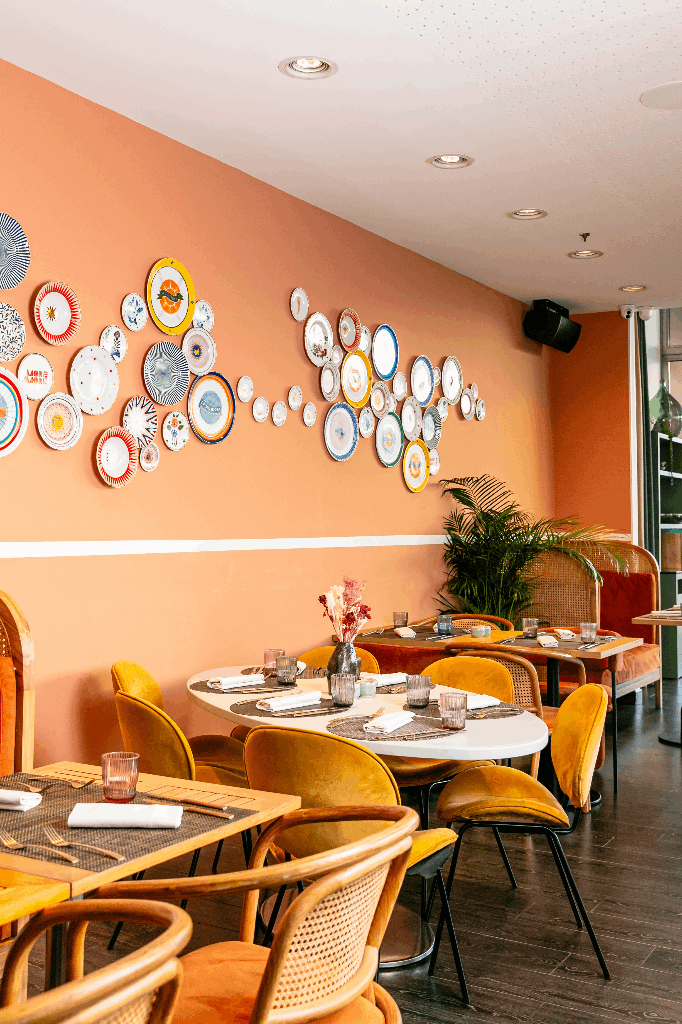 SOLIS Bar & Restaurant