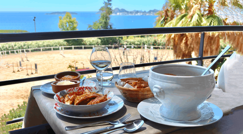 La Ferme Auberge De La Baie Des Anges - Restaurant La Ciotat